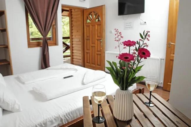 Arena Kemping & Vendeghaz Hotel Budapest Luaran gambar